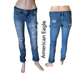 American Eagle woman distressed stretch Jean size 4